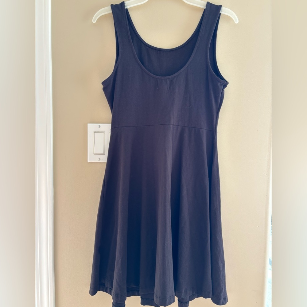 NWOT Summer dress. Size small.